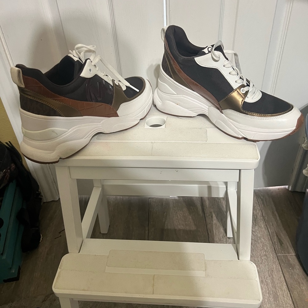 Michael Kors sneakers!